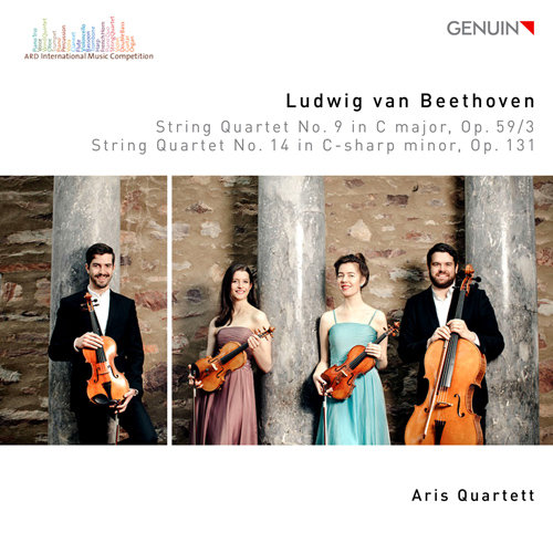 老熟女垂乳熟年交尾
